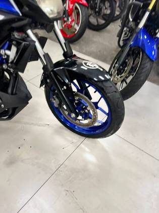 YAMAHA MT-03 ABS YAMAHA MT-03 ABS